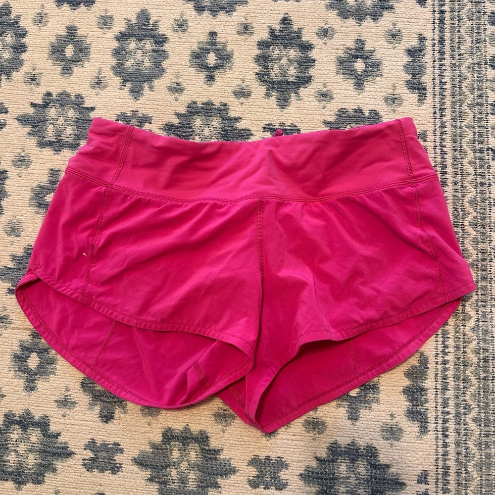 Sonic pink Lululemon Speed Ups 2.5 inch